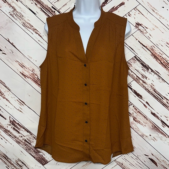 NWT Cabi sleeveless blouse - Picture 1 of 6